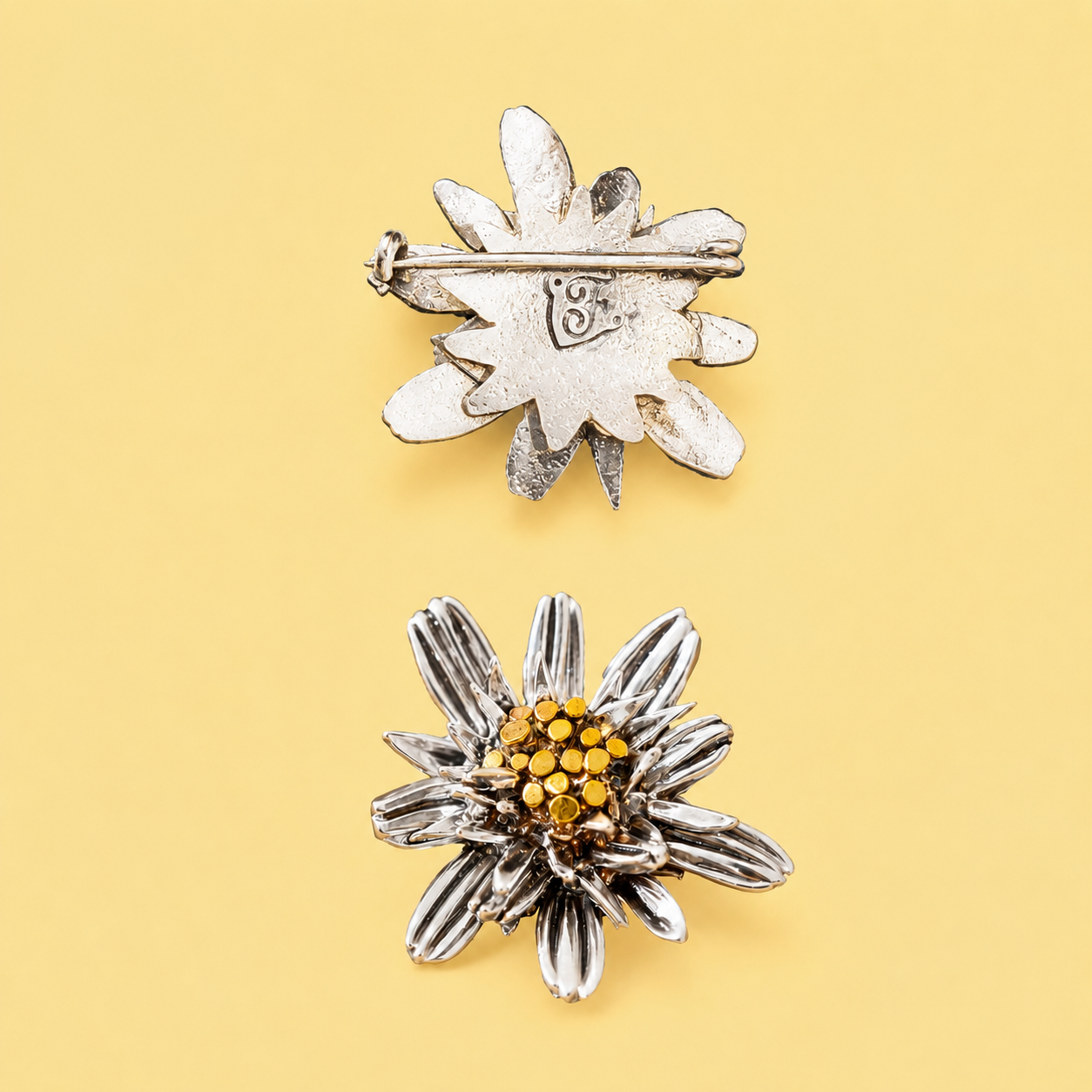Arfaj Flower Brooch