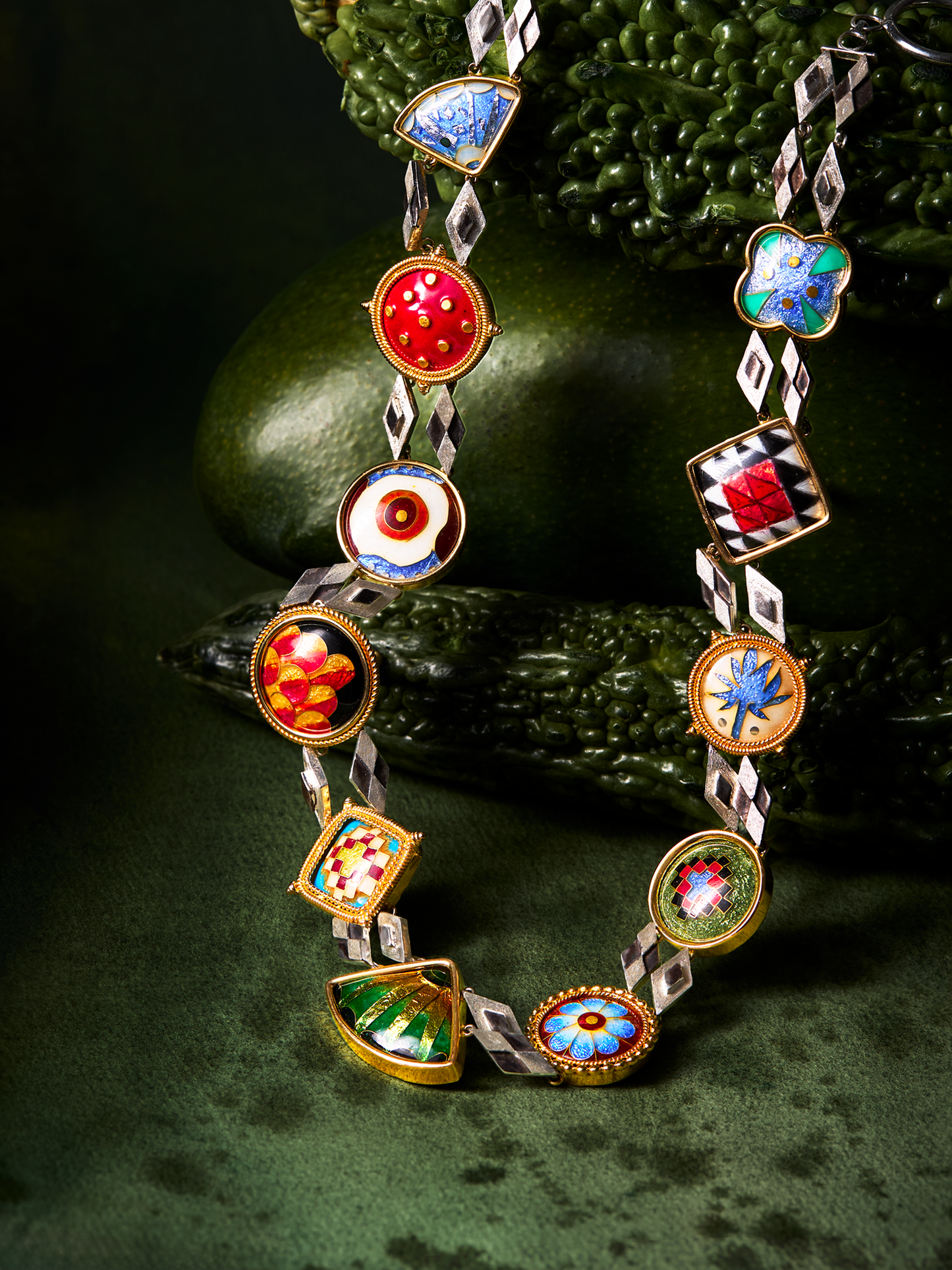 Delights of Hishams Palace Collar