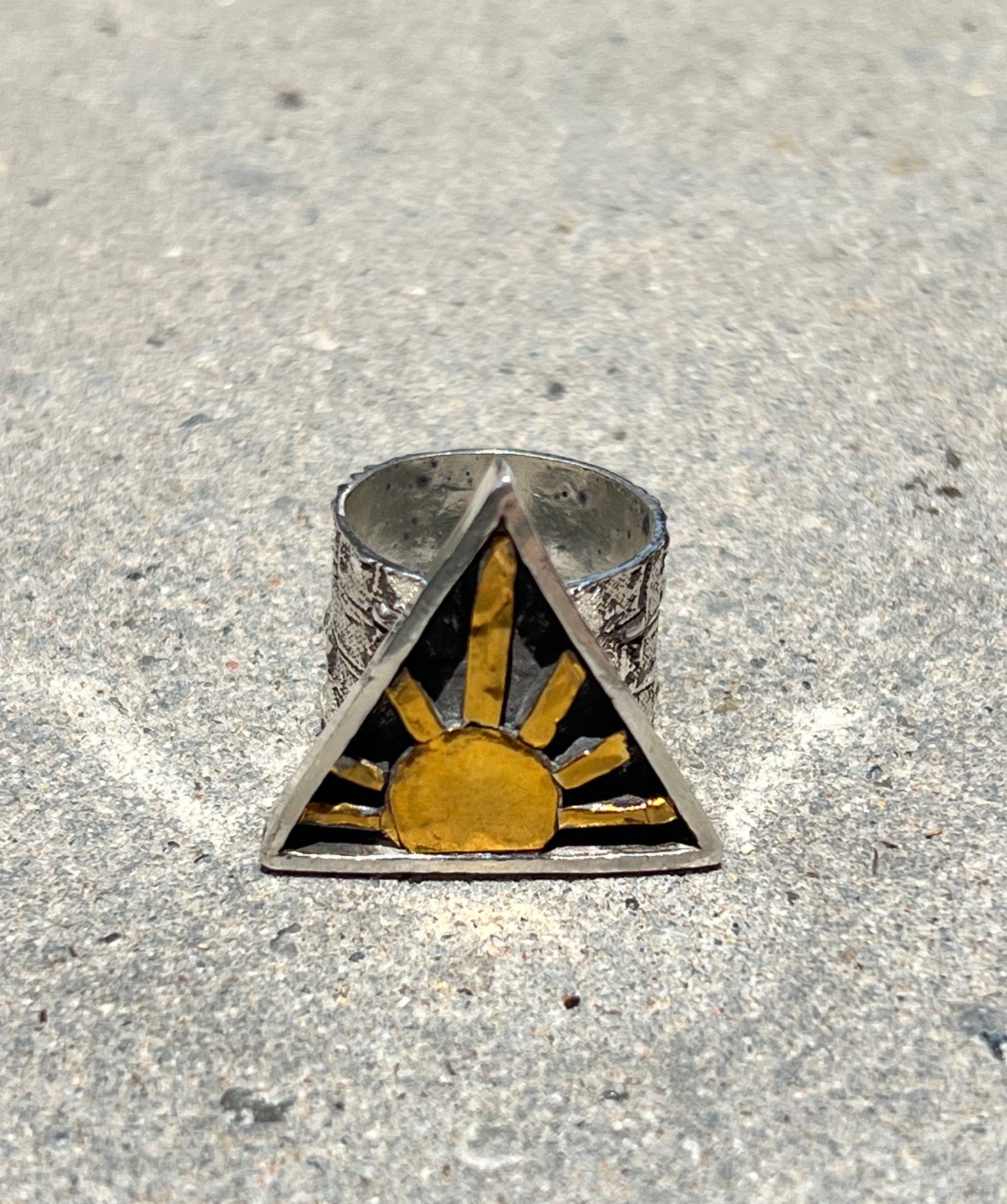 Triangle Sun Ring